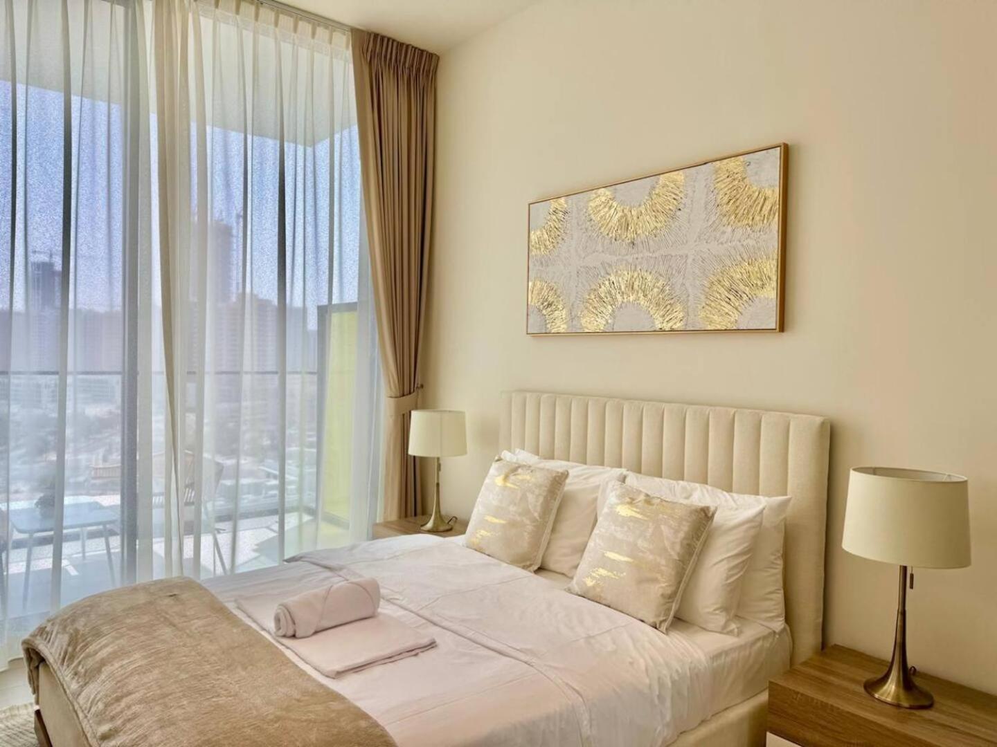 Elegant 1-bedroom In Jvc Apartment