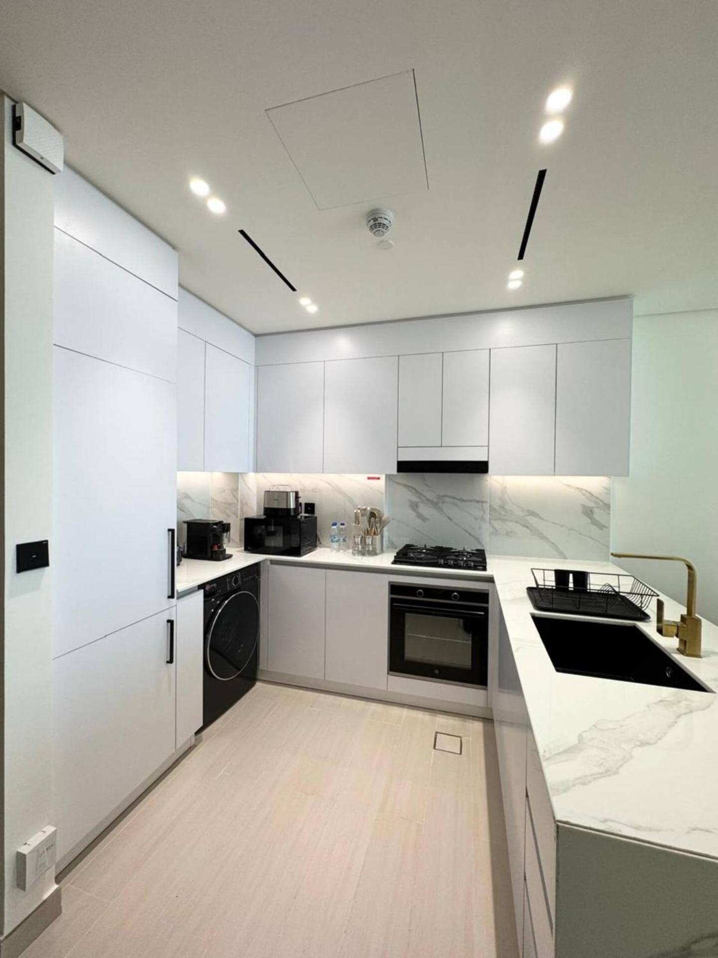 Apartment Elegant 1-bedroom In Jvc *