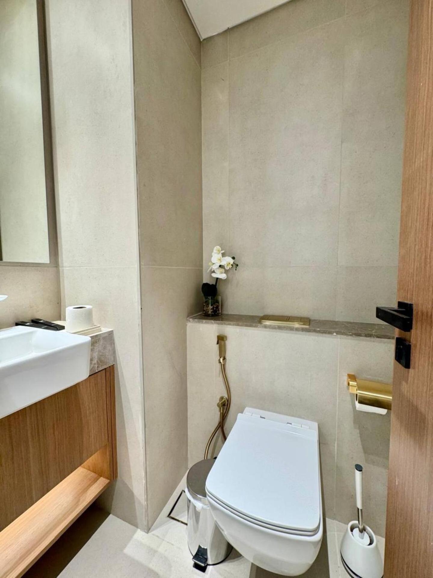 Elegant 1-bedroom In Jvc