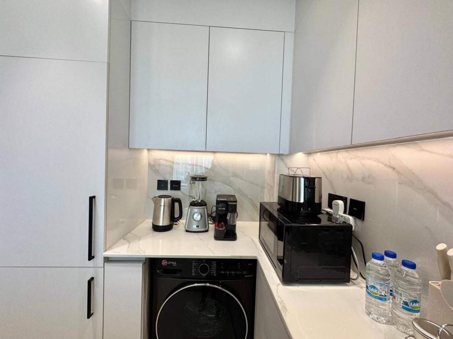 Apartment Elegant 1-bedroom In Jvc