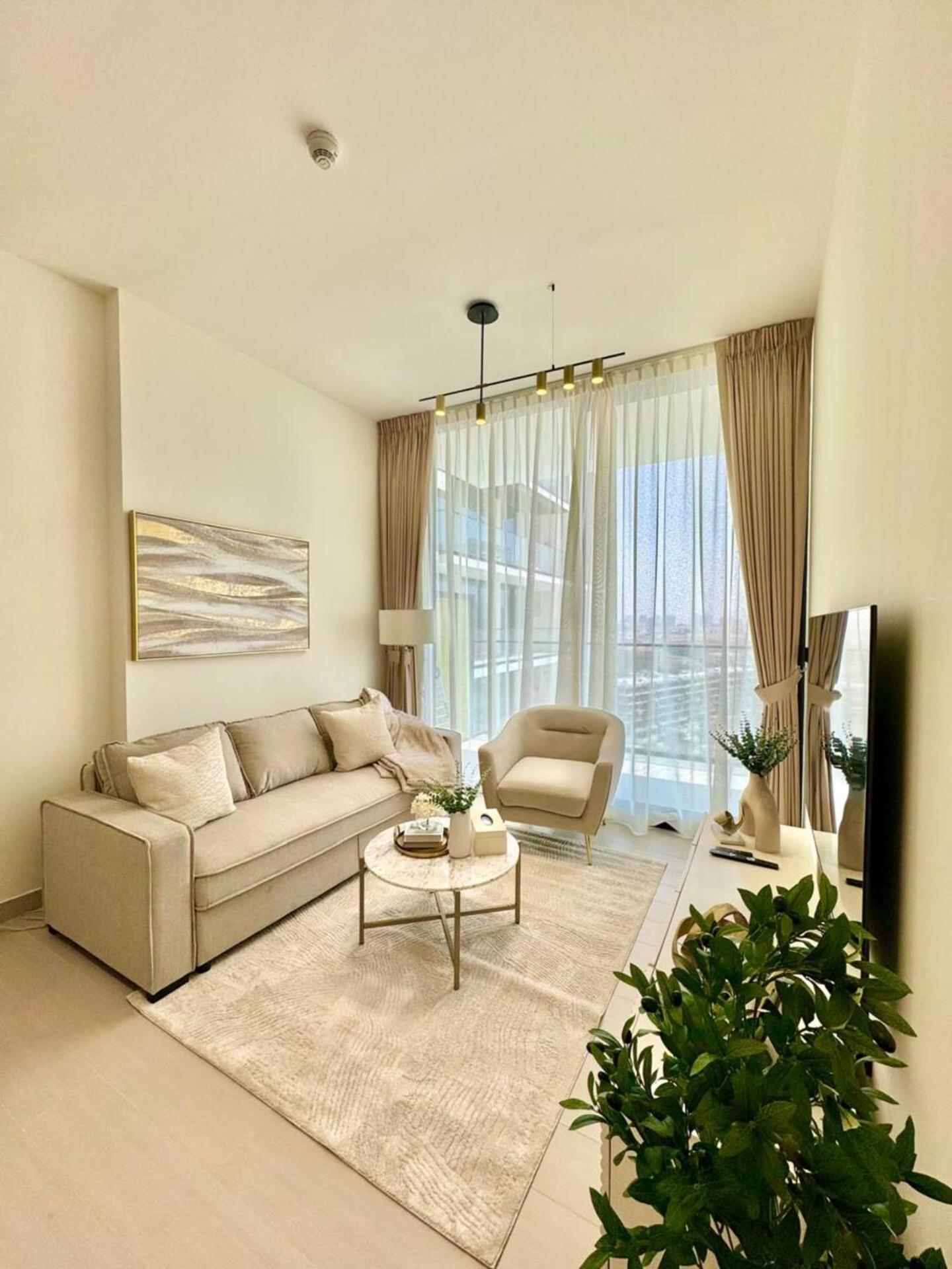 Elegant 1-bedroom In Jvc Dubai